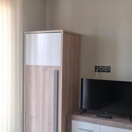 дунав билдингс 2 *